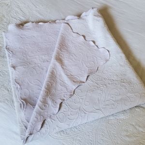 Lavender coverlet Queen